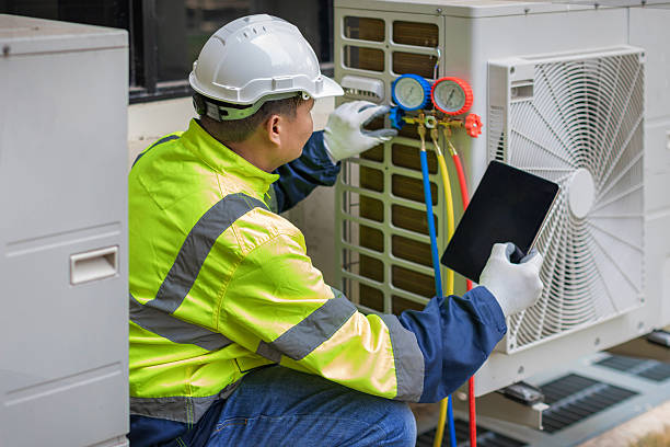 Professional Hvac technician working in Glenwood, NY